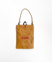 ＰＯＹ　Ｌ　ＳＹＭＢＯＬＴＲＡＳＨ