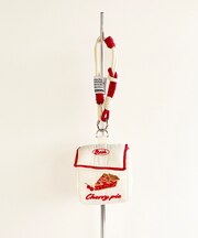 リトルモカストラップミニポーチCHERRY PIE