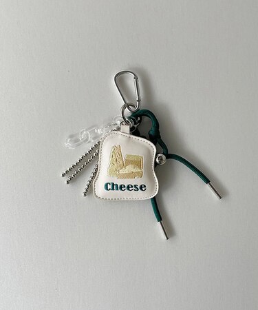 リトルモカダイカット刺繍チャームCHEESE