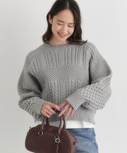 ハニーサックルローズ ケーブルショートセーター