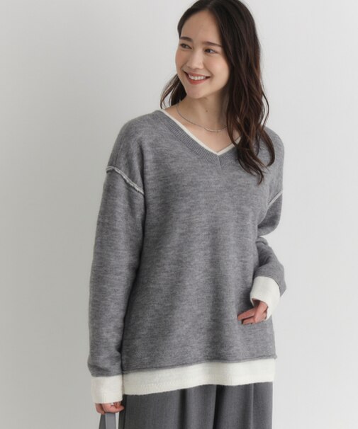 ハニーサックルローズ フェイクレイヤードVネックセーター