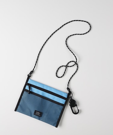 ライトオンベーシック カラビナ付ポリエステルサコッシュ