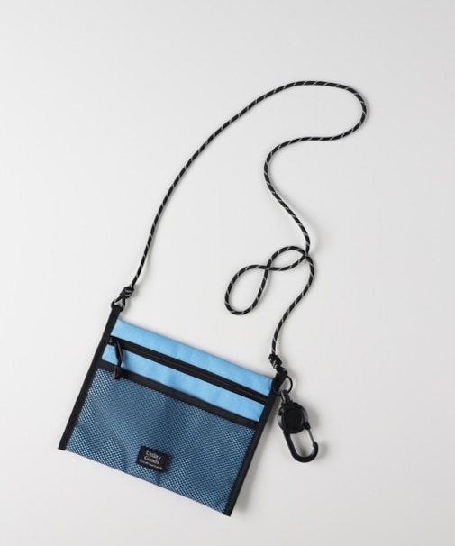 ライトオンベーシック カラビナ付ポリエステルサコッシュ