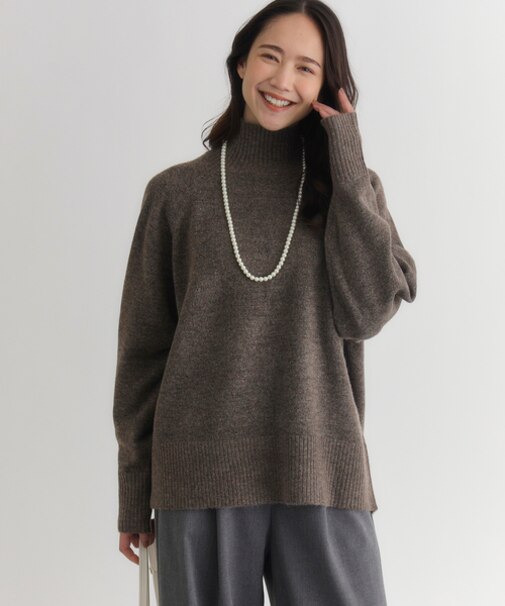 ハニーサックルローズ ハイネックセーター