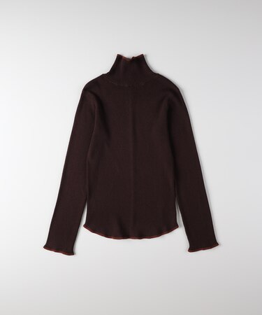 ハニーサックルローズ 配色ハイネックセーター