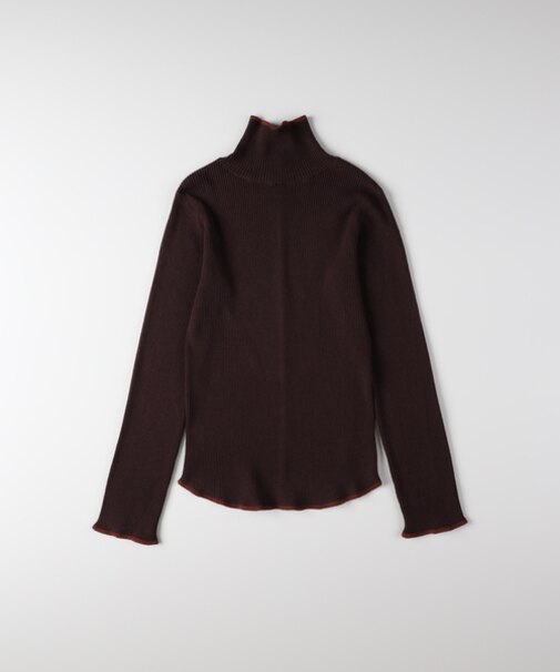 ハニーサックルローズ 配色ハイネックセーター