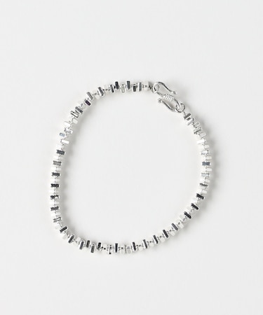 ライトオンベーシック ビーズブレスレット