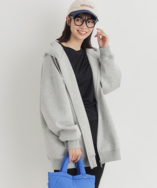 ハニーサックルローズ ダンボールビッグパーカー