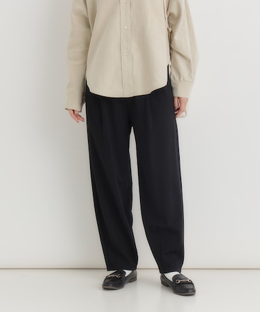 ハニーサックルローズ ポンチジョガーパンツ