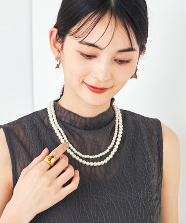 パール調二連ネックレス