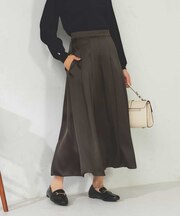 【マシンウォッシャブル】タックフレアサテンスカート