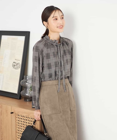 フリルネックボウタイブラウス