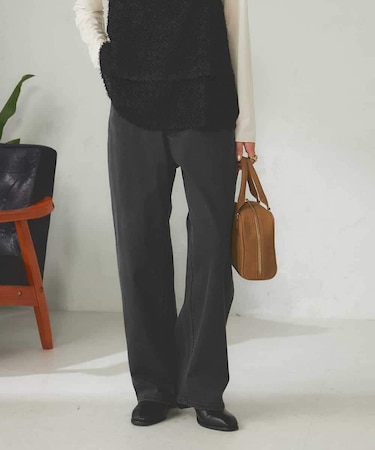 ストレッチカーヴィーデニムパンツ