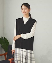 Ｖネックニットベスト