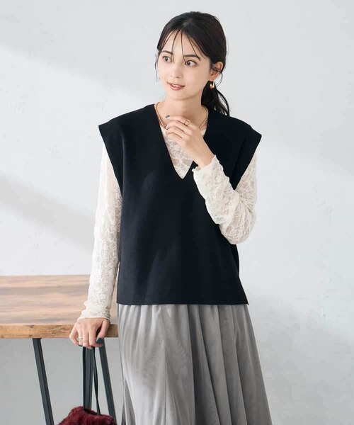 DT9010P STONE  Vネックベスト 8015G0732 Vネックニットベスト｜アー・ヴェ・ヴェの通販｜&mall（アンドモール