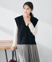 Vネックニットベスト