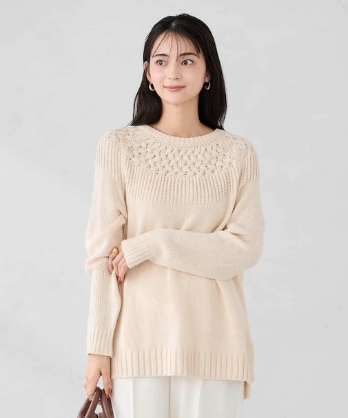 ケーブル求心風ニット