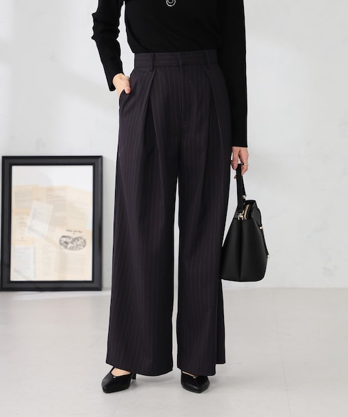 ストライプタックワイドパンツ