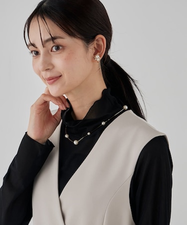 パールポイントロングネックレス