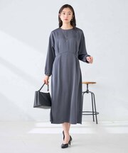サテンドルマンスリーブワンピース