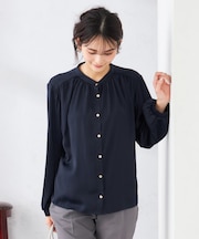 【洗える】サテンギャザーブラウス