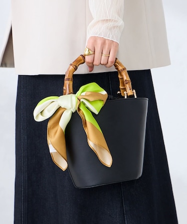 シルクスカーフ