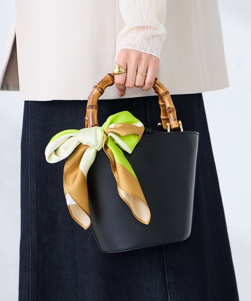 シルクスカーフ