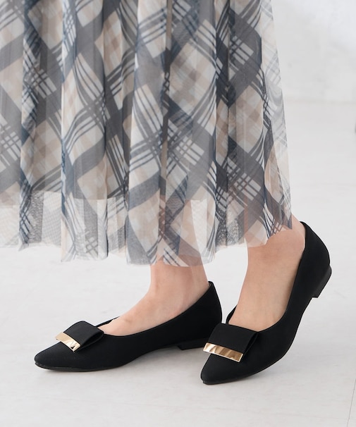 バックル付きローカットパンプス