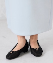 メッシュパンプス