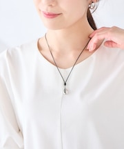 ドロップモチーフコードネックレス