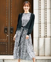 【洗える】フラワープリントギャザーノースリーブワンピース