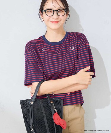 HELLO KITTY クロップドTシャツ
