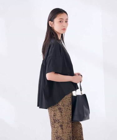 バックシャーリングTシャツ