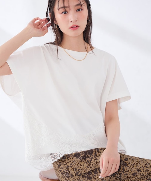 ウェーブレースヘムTシャツ