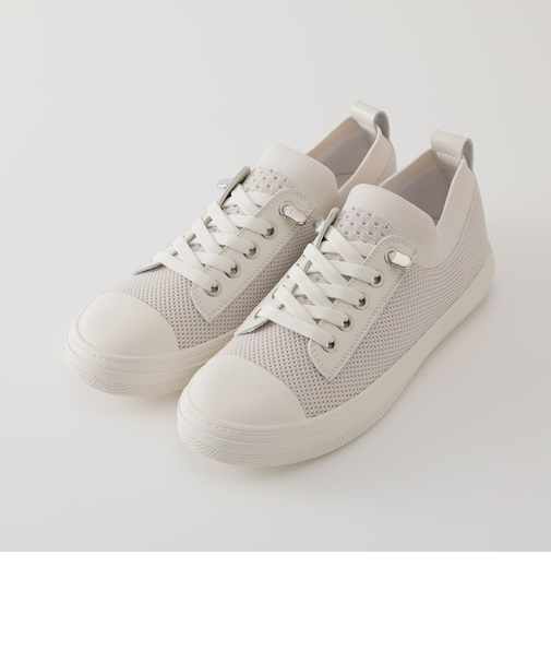 低反発ソールフィットスニーカー