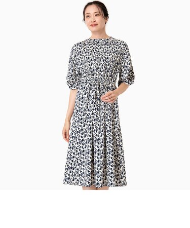 単色フラワープリントワンピース