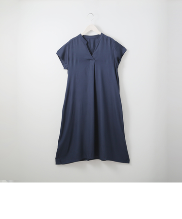 Ｒ　ポケット付きレーヨンスキッパーワンピース