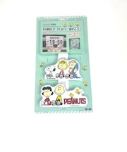 スヌーピー PEANUTS ナンバープレートマスコット　スヌーピー  ホワイト 　 　