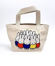 ミッフィー  刺繍ミッフィーがいっぱい ランチトート ホワイト  インド製