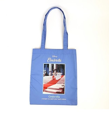 ディズニー プリンセスミュージアムトートバッグ シンデレラ（ブルー) Disney アコモデ ACCOMMODE