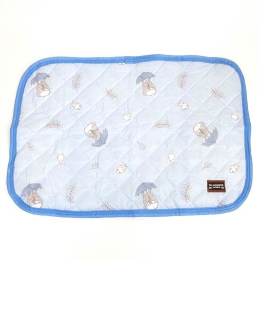 となりのトトロ 雨の日に ヒンヤリ枕パッド 寝具 布団 ベッド インテリア サマー 暑さ対策