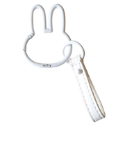 ミッフィー カラビナ スマートキーホルダー ホワイト ストラップ フェイス miffy カー用品