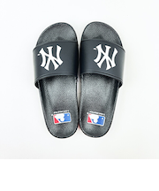 MLB(メジャーリーグ) ヤンキース シャワーサンダル (26cm) ブラック