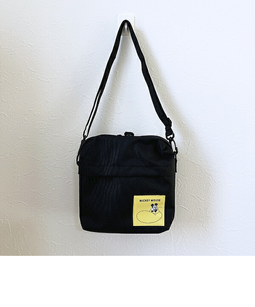 ディズニー ミッキー ショルダーバッグ  (イエロー) Disney