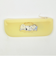 スヌーピー フレンズ SOFUTTO シリコーンマルチケース 文具 SNOOPY