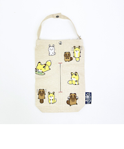 タヌキとキツネ 刺繍ティッシュカバー