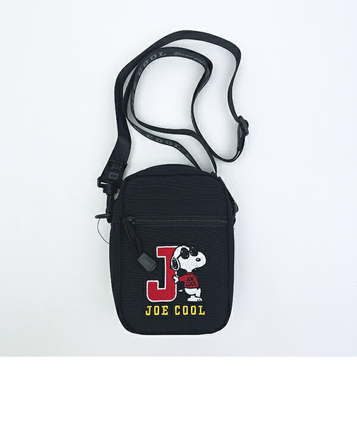スヌーピー ジョークール 縦型ショルダーバッグ ブラック SNOOPY