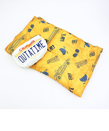 バックトゥザフューチャー BACK TO THE FUTURE ポーチ付きブランケット