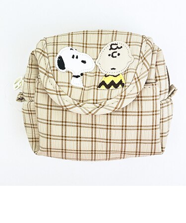 スヌーピー フラップ付きポーチ ベージュ チェックワッペンシリーズ SNOOPY