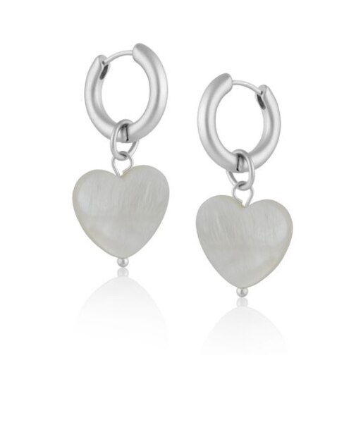 Sasha ハートパールドロップハギーピアス